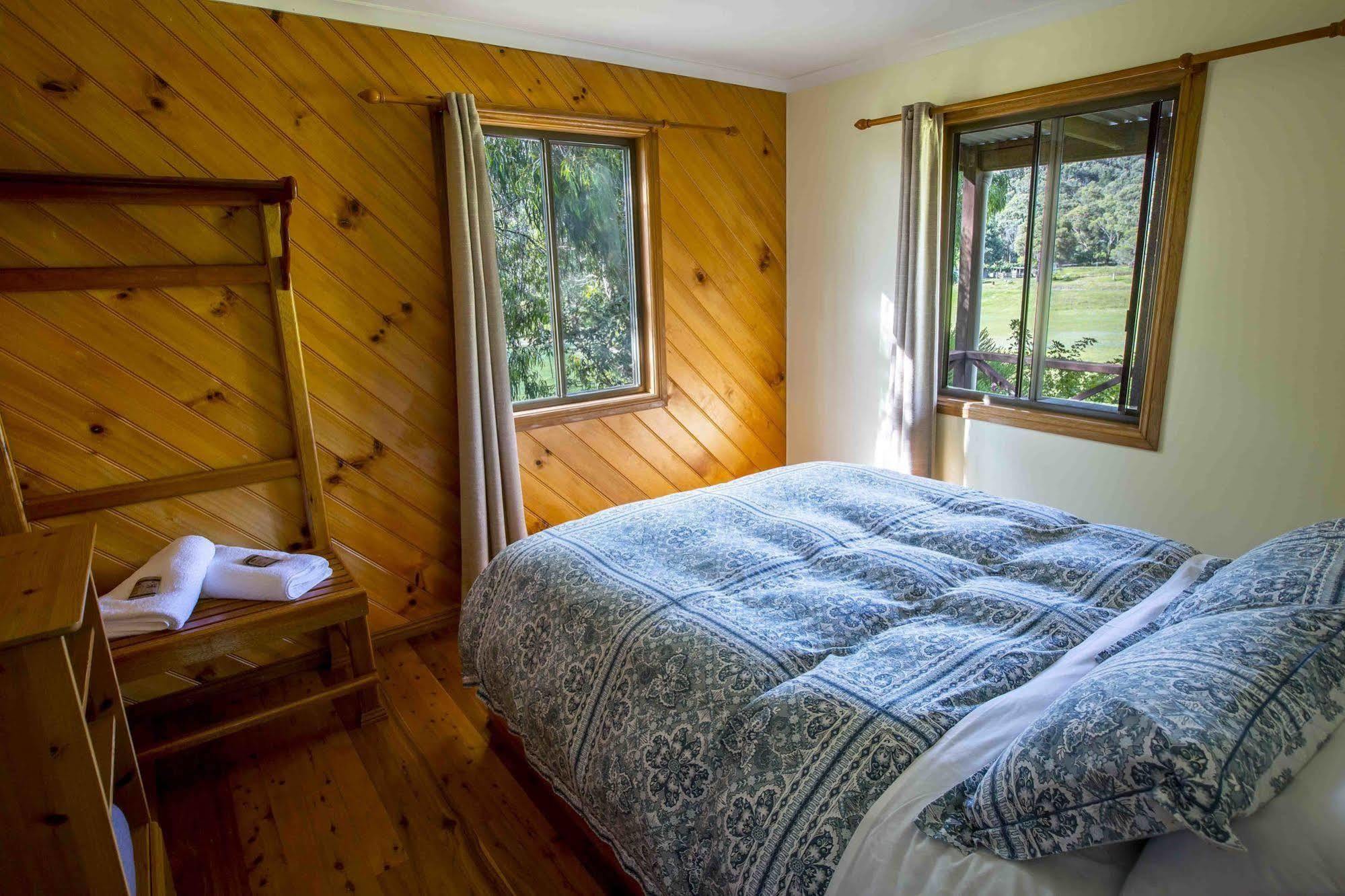 Wisteria Cottage Wyberba 외부 사진