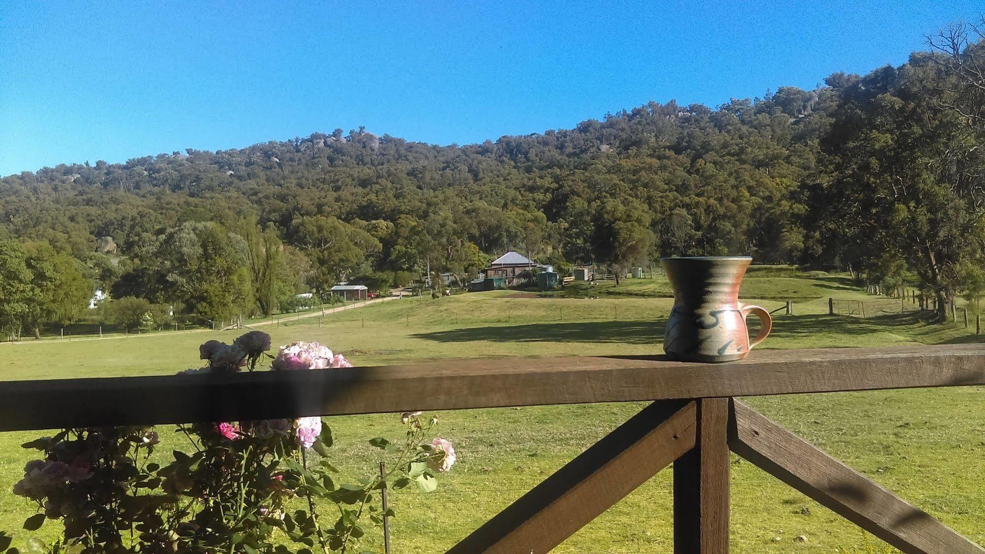 Wisteria Cottage Wyberba 외부 사진